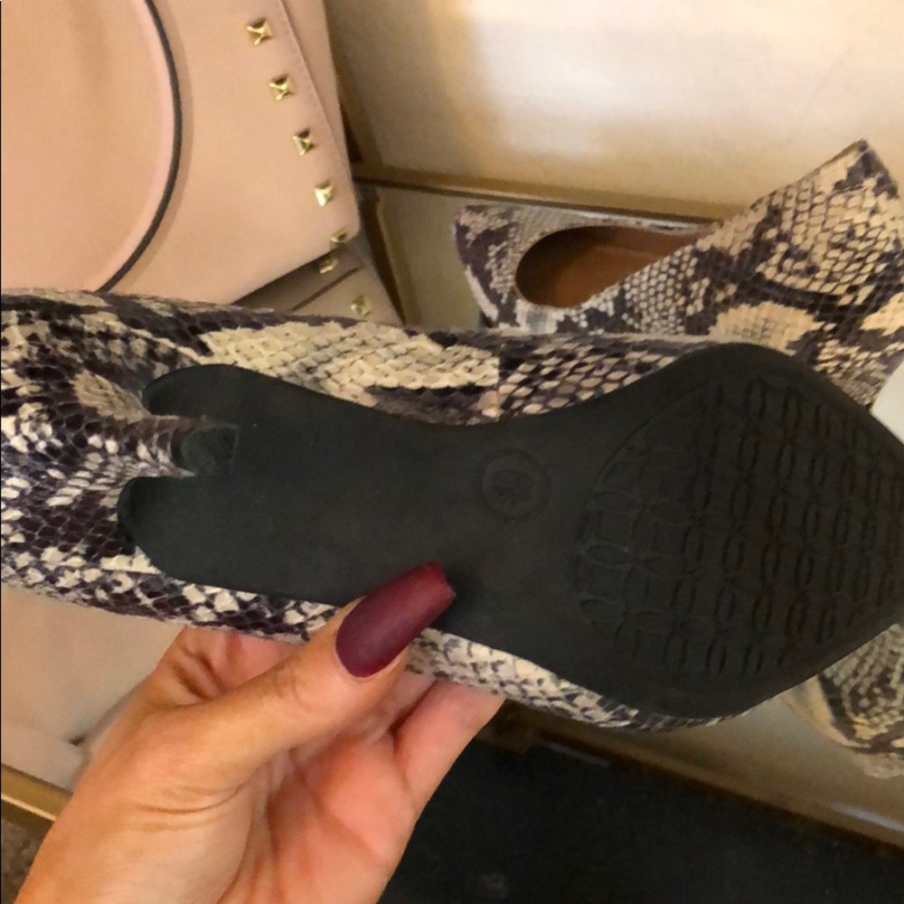 Snake Merona Heels - Picture 4 of 4